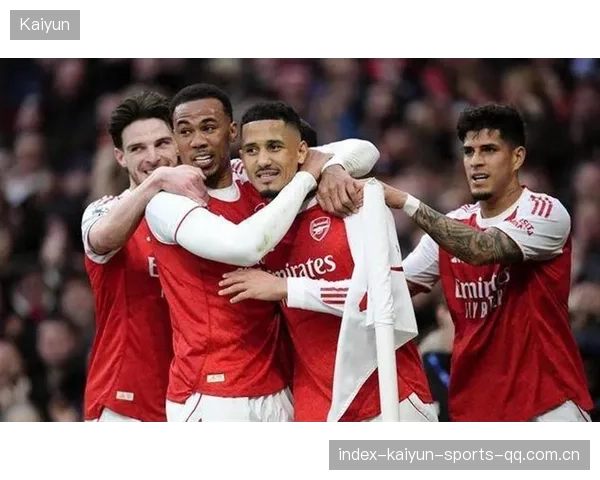 英超曼城角球高点优势再次得手，比分再添一球